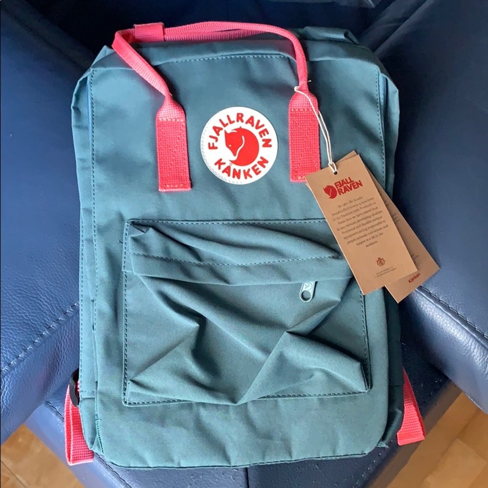 FJALLRAVEN KÅNKEN BAG NWT